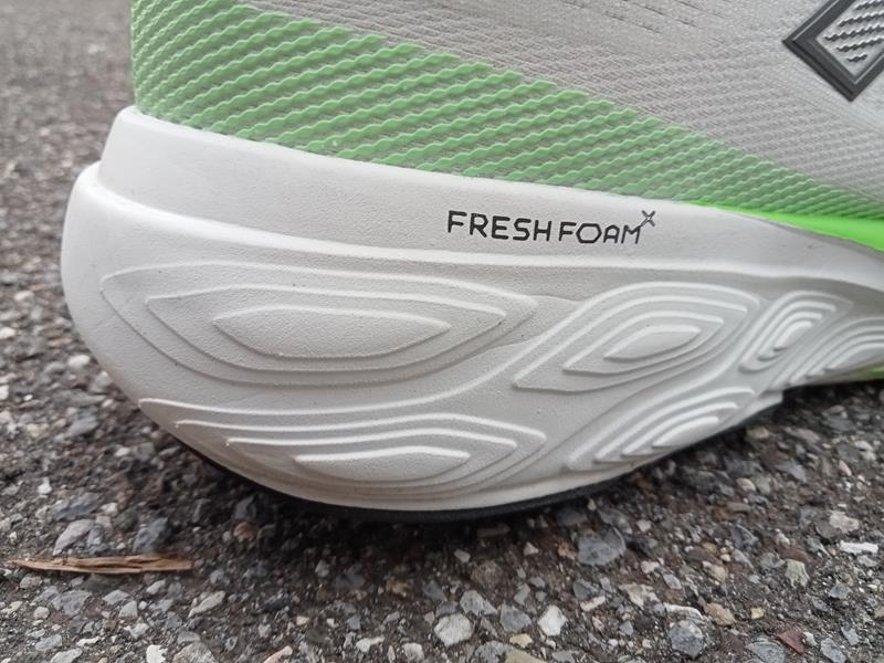 New Balance 880 v15