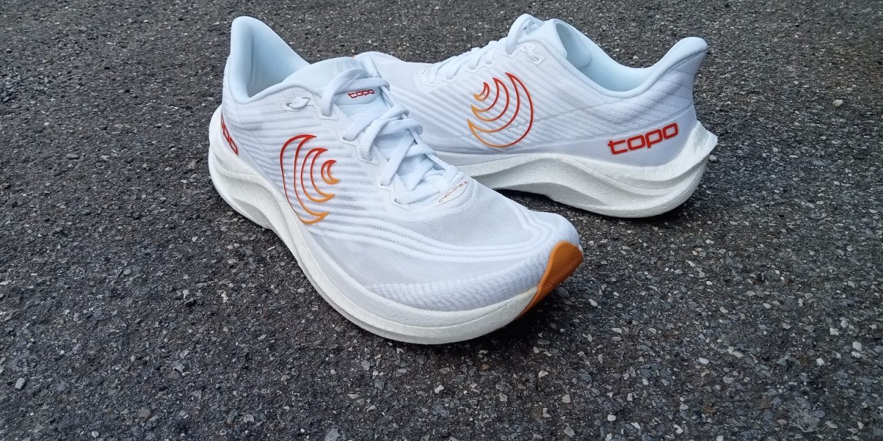 TOPO ATHLETIC CYCLONE 3