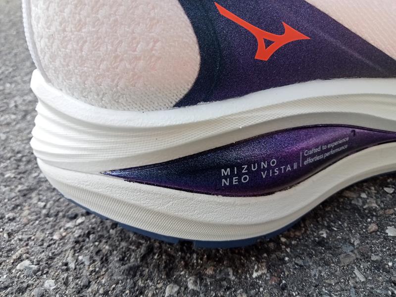 Mizuno Neo Vista 2