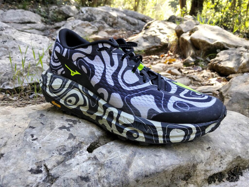 Mizuno Neo Accera